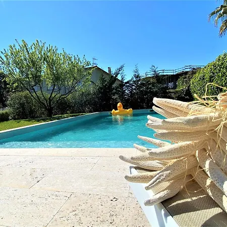 Casa Les Roques Villa