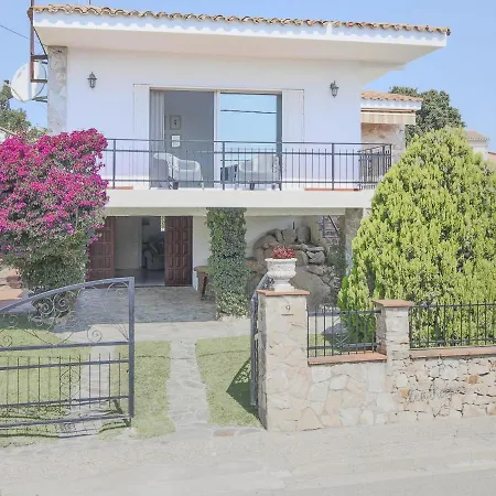 Casa Les Roques